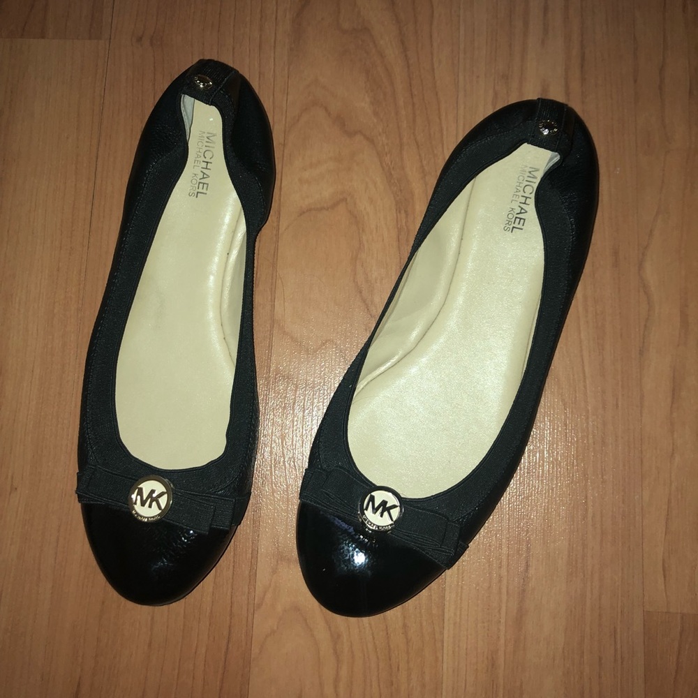 Michael Kors flats
